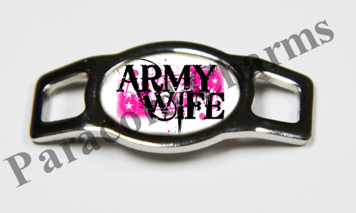 Army Wife #001